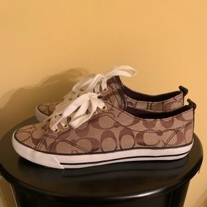 Coach Shoes Size 7.5